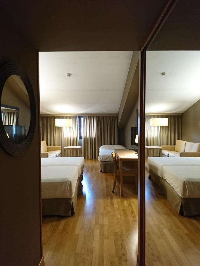 Parador De La Seu D'Urgell Eksteriør bilde