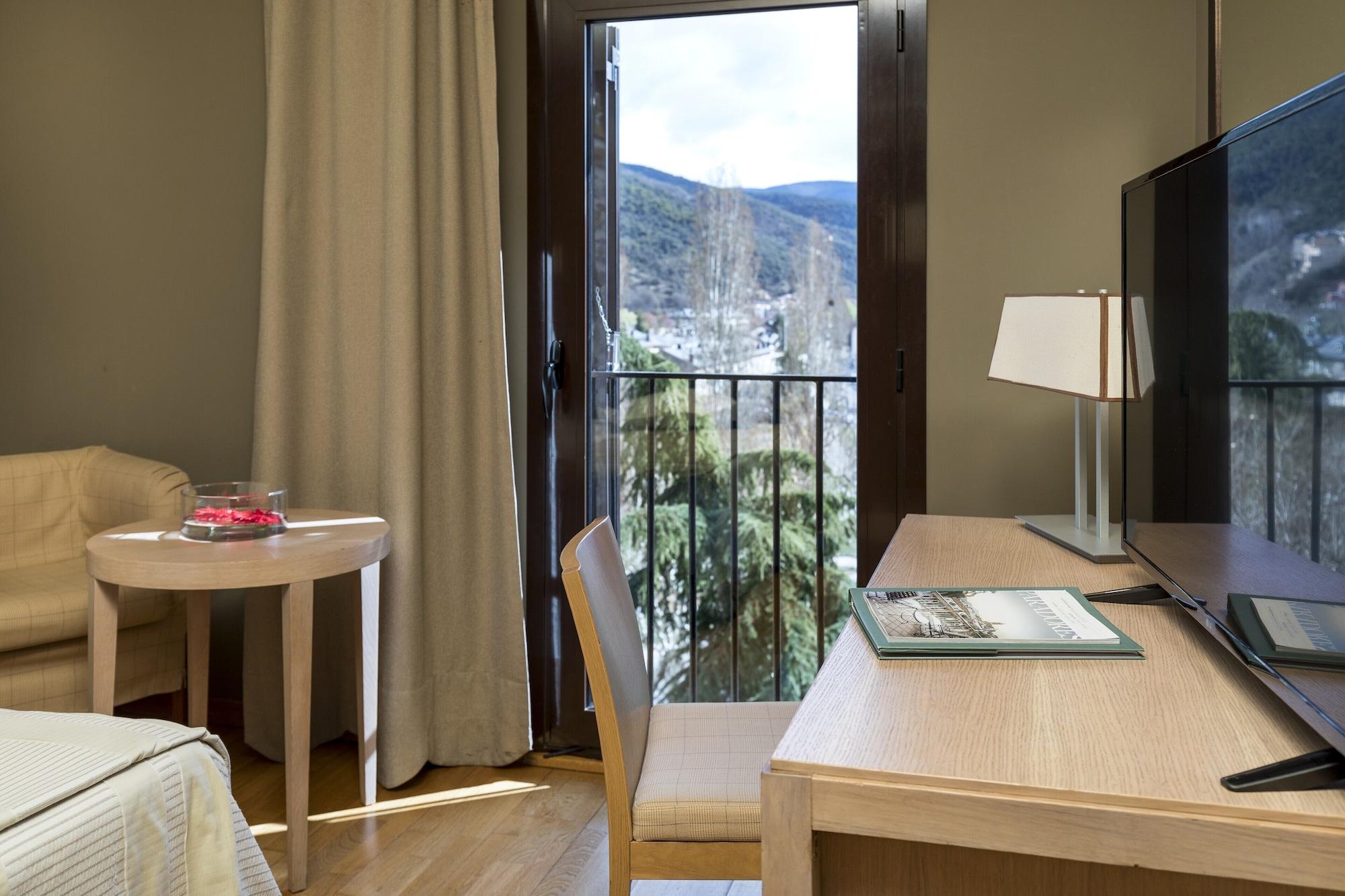 Parador De La Seu D'Urgell Eksteriør bilde