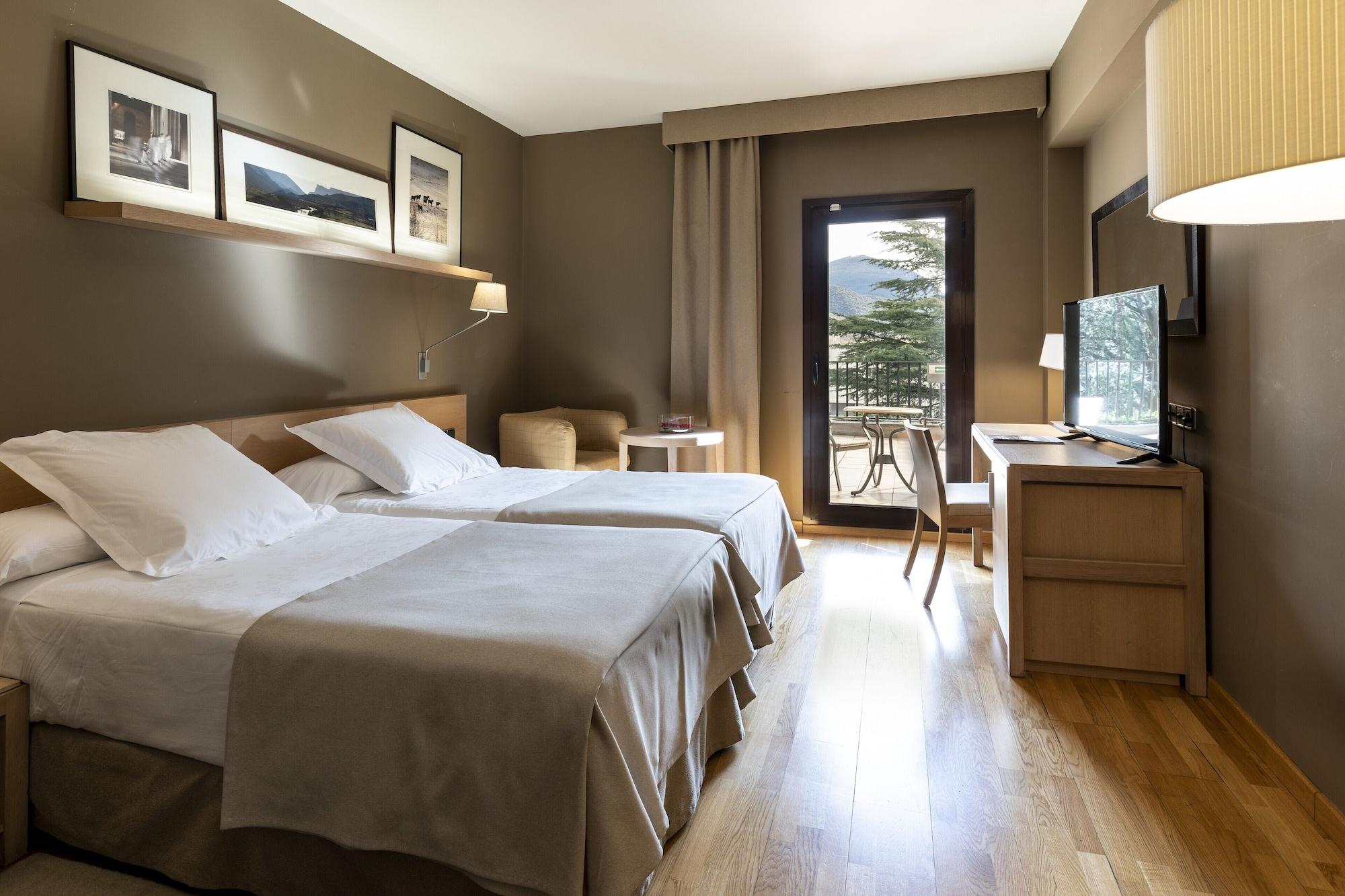 Parador De La Seu D'Urgell Eksteriør bilde